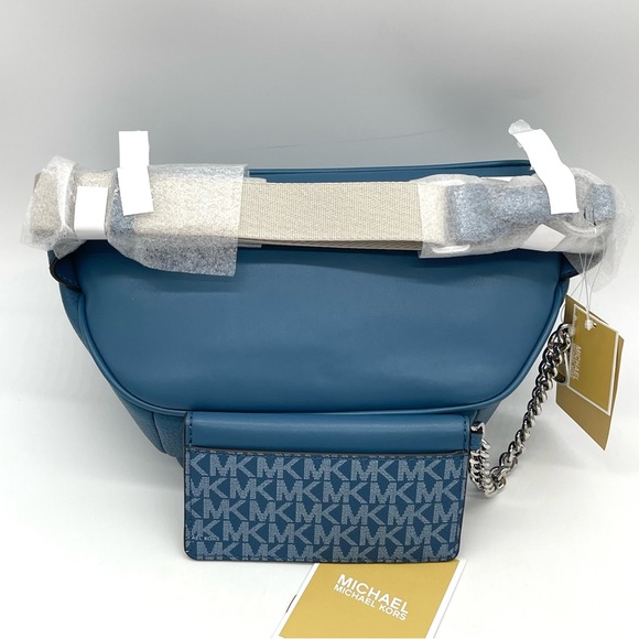 Michael Kors Large Maisie 2 in 1 Waistpack Crossbody Bag - Picture 4 of 9